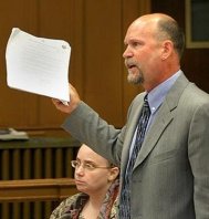 Razboiul dintre banci, clienti si stat continua