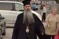 Avere pe banii enoriaşilor? Arhiepiscopul Tomisului deţine un hotel, două case şi 19 de hectare de pământ (video)