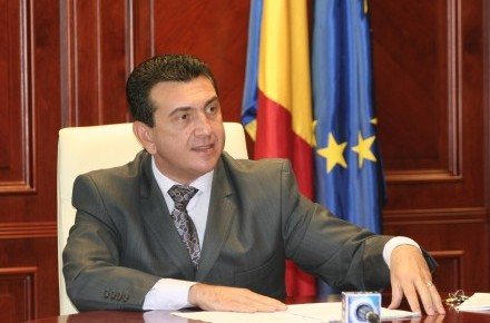 2_palaz_-_claudiu_palaz.jpg 2_palaz_-_claudiu_palaz.jpg