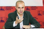 Consecinţa atitudinii non-combat a lui Banias PDL Constanţa a pierdut jumătate din directorii de la deconcentrate