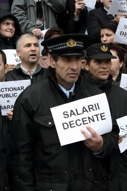 fotoreportaj cum au protestat functionarii publici la constanta 81585 302296