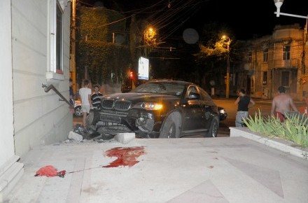 anastasia_-_accident.jpg anastasia_-_accident.jpg