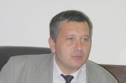4_adina_-_valentin_stefan.jpg 4_adina_-_valentin_stefan.jpg