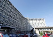 Asistenta şefă de la medicină legală ia salariu cât şeful de la neurochirurgie