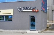 White Cafe, ziua cafenea şi noaptea club (document)