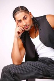 Agentia de presa mondena Desi este criza, Connect-R castiga multi bani din concerte