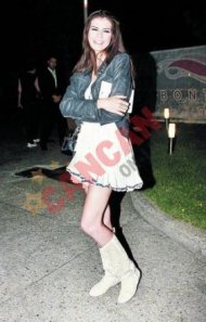 Cancan Pierde noptile cu mostenitorul MTV si CBS