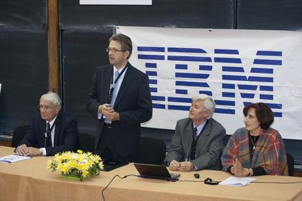 dragos_constantinescu-_stg_manager-_ibm_ro_official_opening_resize.jpg