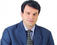 Click! Mândruţă despre Moni - \