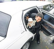 Libertatea Dragoş Dolănescu îl atacă pe Ionuţ «A făcut botez de lux, iar mormântul tatei e în paragină»