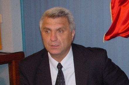 tecau_-_romeo_tecau.jpg tecau_-_romeo_tecau.jpg