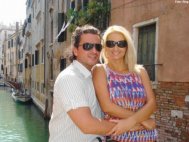 Click! Triunghi conjugal - Julia Jianu divorţează pentru amant?!