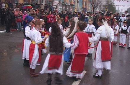 petrecere_navodari1.jpg petrecere_navodari1.jpg
