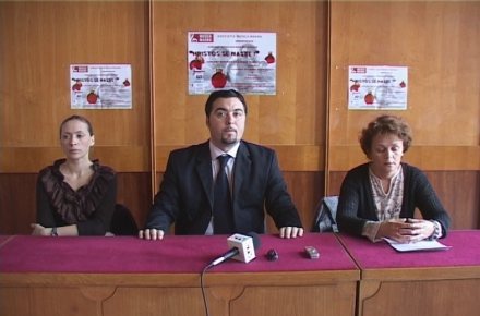 CONFERINTA_OPERA_1.jpg CONFERINTA_OPERA_1.jpg