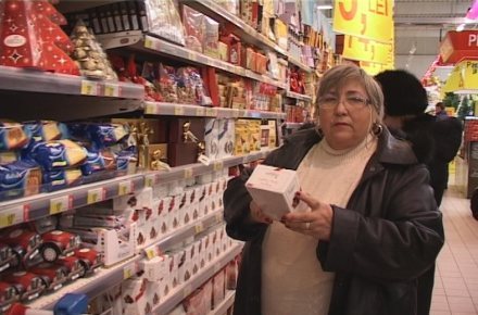 PREGATIRI_MASA_CRACIUN_2.jpg PREGATIRI_MASA_CRACIUN_2.jpg