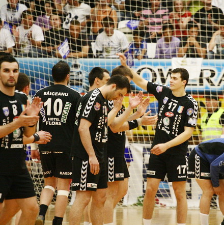 handbal.jpg handbal.jpg