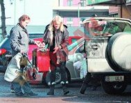 Cancan A trimis-o la plimbare cu 500 de lei!