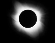 Cancan 2011 vine cu eclipsă de soare vizibilă în România şi furtuni solare!