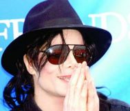 Click! Michael Jackson s-ar fi sinucis cu profanol
