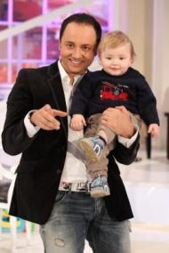 Catalin Maruta exerseaza pentru rolul de tata