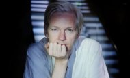 Libertatea Eşti prieten cu Assange pe Facebook? Ai încurcat-o!