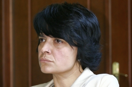 Calu_-_Mariana_Mircea____.jpg Calu_-_Mariana_Mircea____.jpg