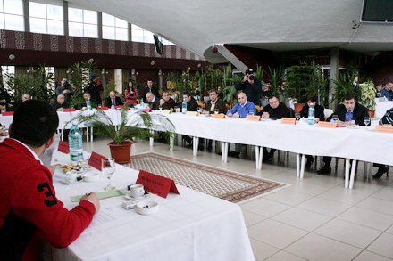 bugete_sedinta_de_consiliu_local_002.jpg bugete_sedinta_de_consiliu_local_002.jpg