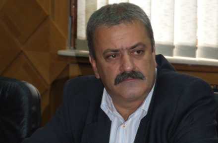 port_alexandru_mezei.jpg port_alexandru_mezei.jpg
