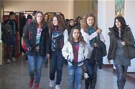Cursuri_Migranti1.jpg Cursuri_Migranti1.jpg