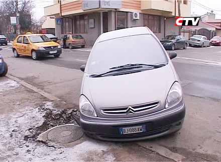 MASINA_UNIRII1.jpg MASINA_UNIRII1.jpg