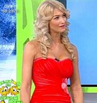 Click! Ea este «vecina» aleasă de Mircea Badea pentru Răzvan şi Dani la Neatza! 