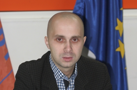 M_Petre_-__Mihai_Petre___.jpg M_Petre_-__Mihai_Petre___.jpg
