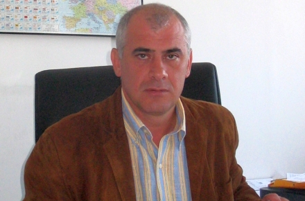 Teseleanu_-_Teseleanu_06.jpg Teseleanu_-_Teseleanu_06.jpg