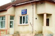 Dispensarul uman din Pantelimon, în pericol de prăbuşire 