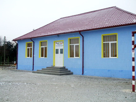 sponsorizare pentru scoala nicolae balcesculaboratoarele de biologie si fizica chimie au fost modernizate