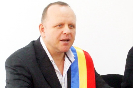 Geamie_Cristian_Carjaliu_010.jpg Geamie_Cristian_Carjaliu_010.jpg