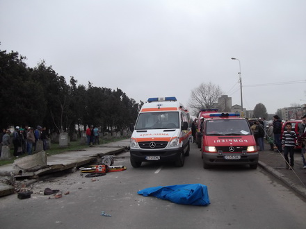 fotoreportaj accident gardul cimitirului central 99776 320374
