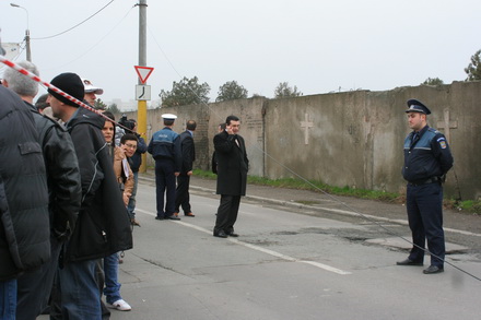 fotoreportaj accident gardul cimitirului central 99776 320374