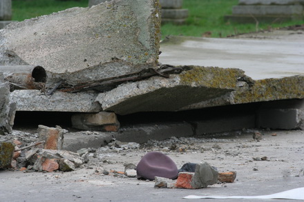fotoreportaj accident gardul cimitirului central 99776 320374