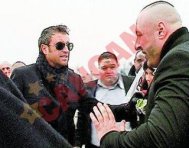 Cancan Atacat cu bate de interlopi