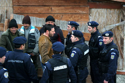 demolari cu scandal pe plaja din navodari galerie foto 35040 320823