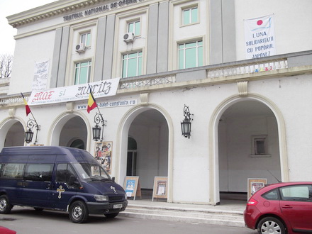 artistii teatrului oleg danovski si au luat adio de la cornel agop galerie foto 70393 320983