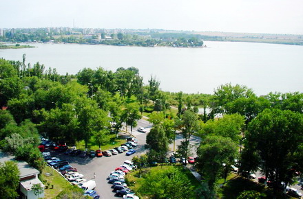 Marin_srl_Mamaia_lacul_Siutghiol2.jpg