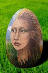 Licitează Oul PREFERAT de Paşte