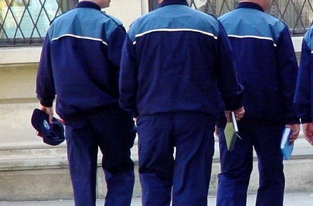 ipj_restructurari_politisti.jpg ipj_restructurari_politisti.jpg