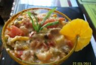 Cocktail din fructe de mare servit cu legume mexicane si muguri de soia