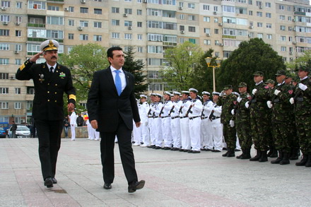 cine a participat la ceremonialul militar de ziua eroilor galerie foto 36046 325031