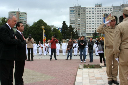 cine a participat la ceremonialul militar de ziua eroilor galerie foto 36046 325031