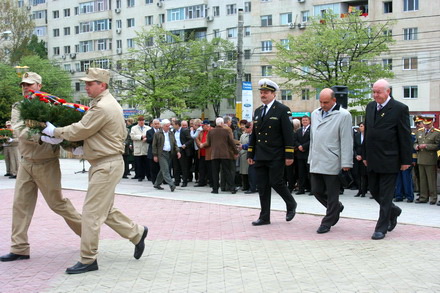 cine a participat la ceremonialul militar de ziua eroilor galerie foto 36046 325031
