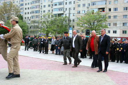 cine a participat la ceremonialul militar de ziua eroilor galerie foto 36046 325031